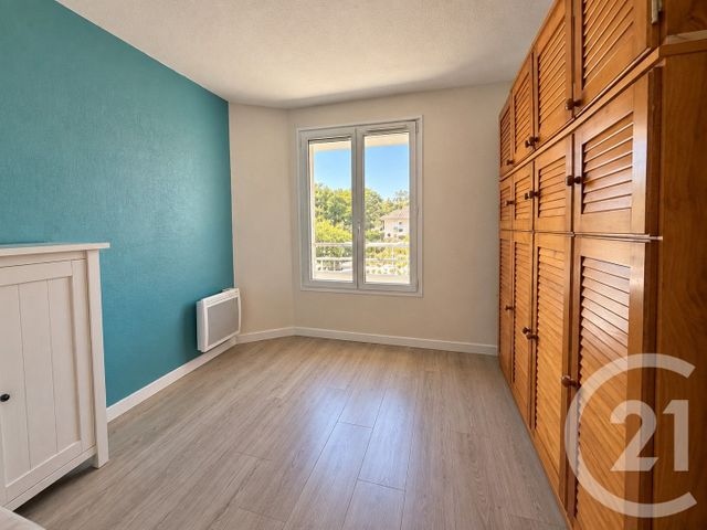 Appartement T3 à louer - 3 pièces - 73.7 m2 - BRUGES - 33 - AQUITAINE - Century 21 Hesteda