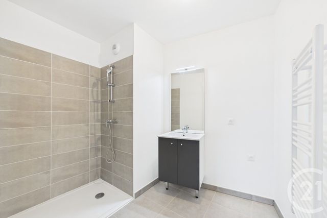 Appartement T2 à louer - 2 pièces - 44.23 m2 - BRUGES - 33 - AQUITAINE - Century 21 Hesteda