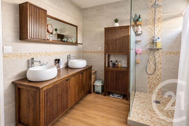 maison à vendre - 5 pièces - 106.19 m2 - EYSINES - 33 - AQUITAINE - Century 21 Hesteda