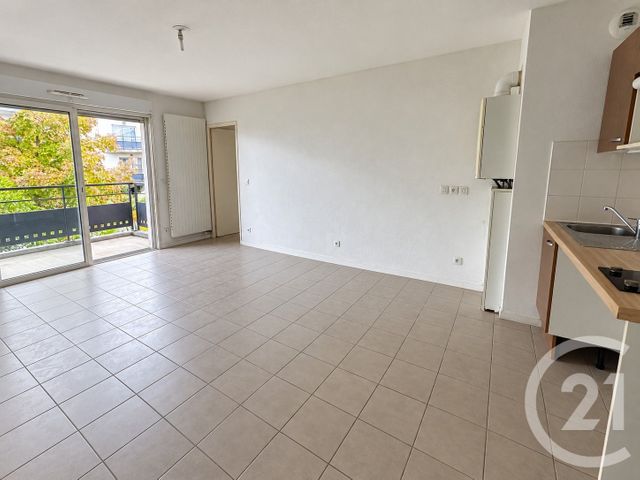 Appartement T2 à vendre - 2 pièces - 39.7 m2 - EYSINES - 33 - AQUITAINE - Century 21 Hesteda