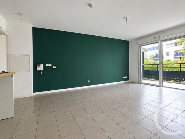Appartement T2 à vendre - 2 pièces - 39.7 m2 - EYSINES - 33 - AQUITAINE - Century 21 Hesteda
