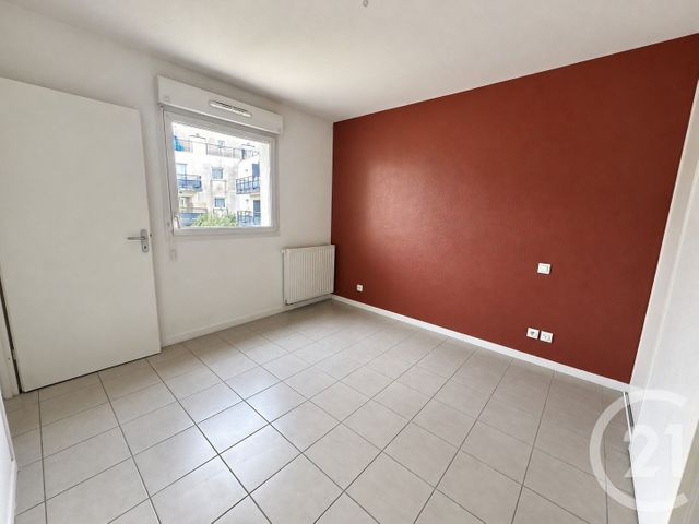 Appartement T2 à vendre - 2 pièces - 39.7 m2 - EYSINES - 33 - AQUITAINE - Century 21 Hesteda